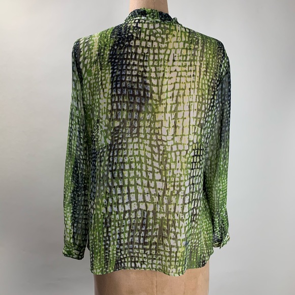 Jones New York animal print blouse size 10P - Picture 3 of 6